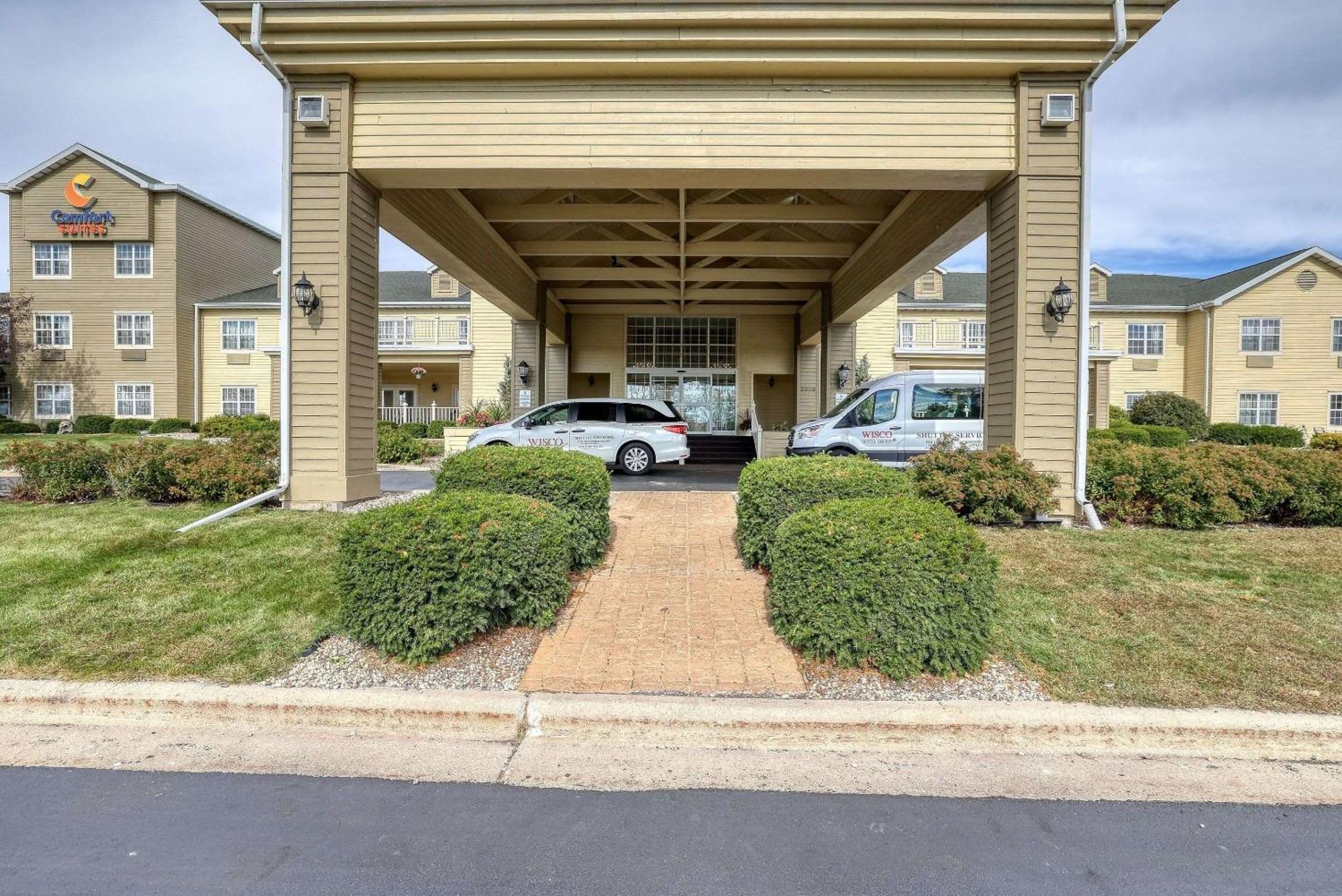 Comfort Suites Appleton Airport Екстериор снимка